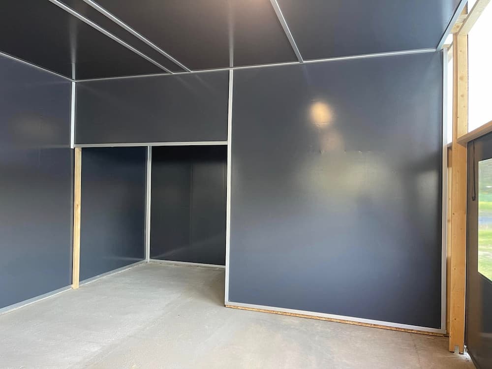 hangar en toile anthracite murs interieurs