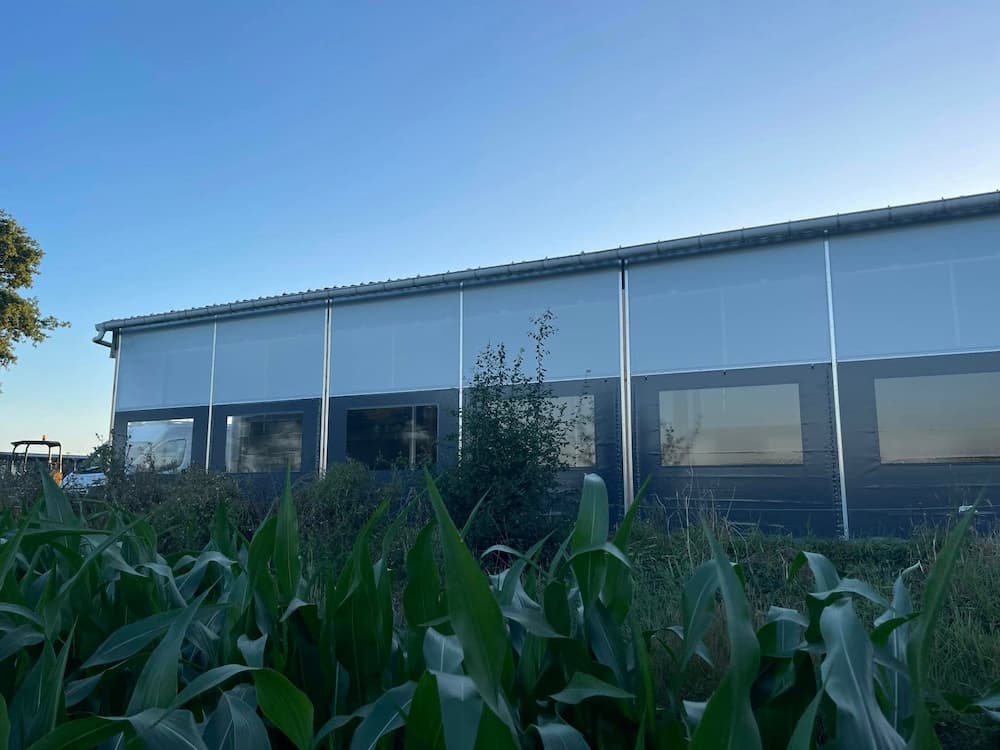 hangar en toile anthracite