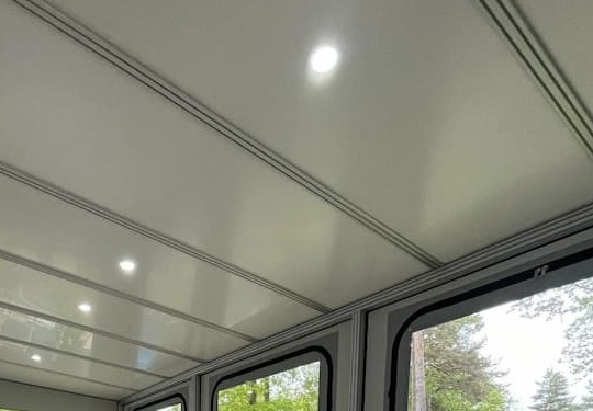 isolation du plafond auvent