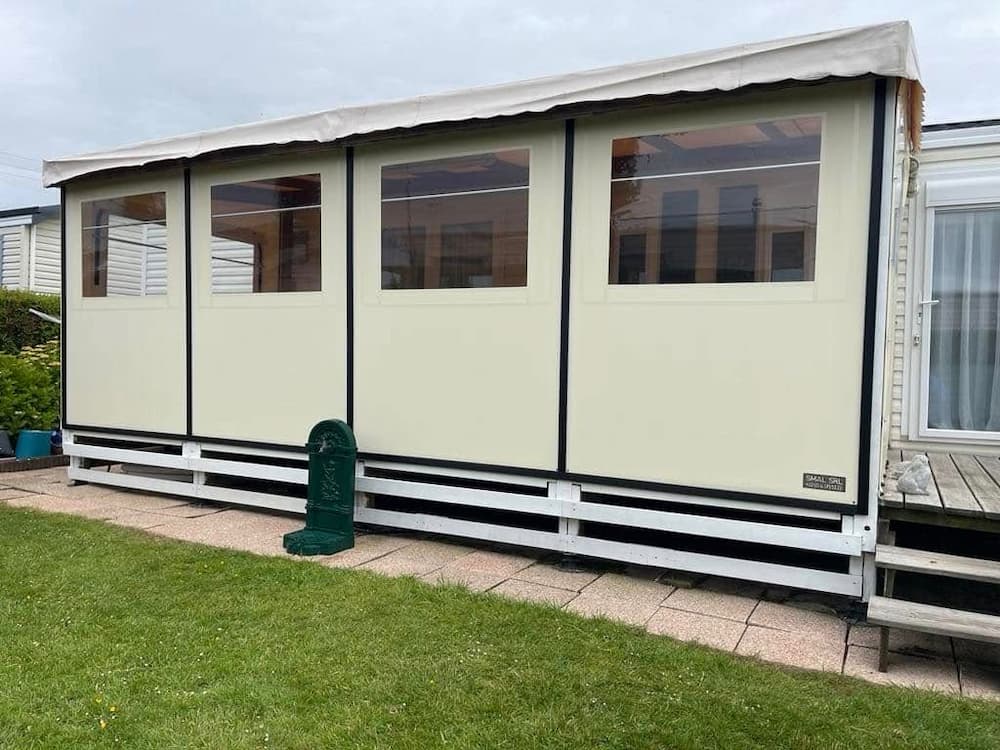 terrasse fermee grandes fenetres