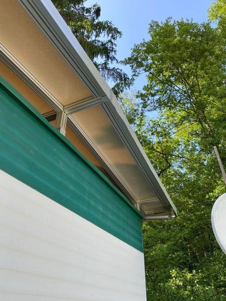 toit de protection caravane